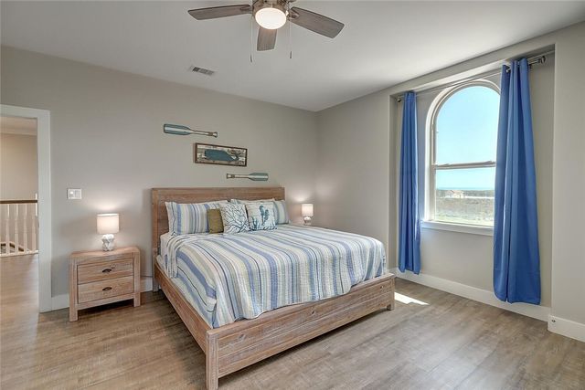 6501 Villa Castellon Dr, Port Aransas, TX 78373