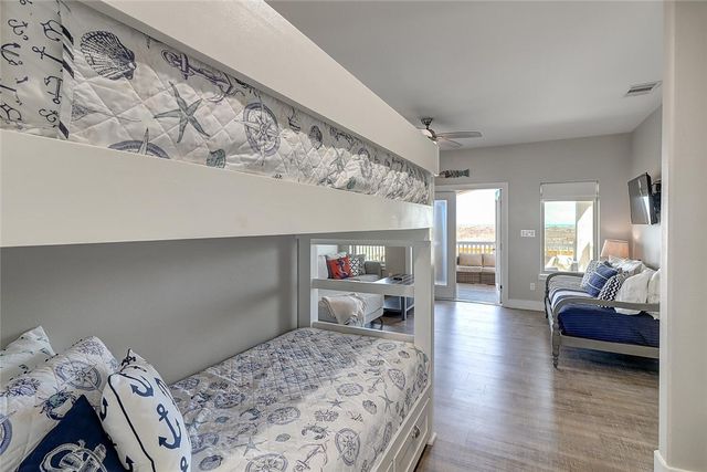 6501 Villa Castellon Dr, Port Aransas, TX 78373