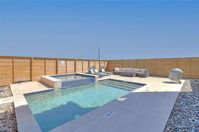 6501 Villa Castellon Dr, Port Aransas, TX 78373