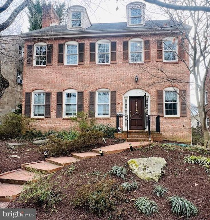 4436 ALBEMARLE ST NW, Washington, DC 20016