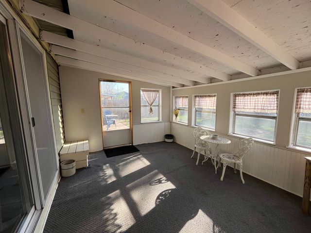 2644 Robin Rd, Salina, KS 67401