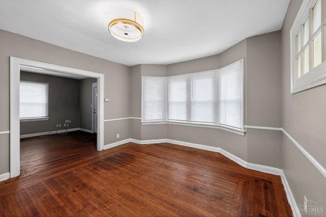 2738 Montana Avenue, Cincinnati, OH 45211
