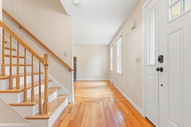 10 Strawstone Ln, Norton, MA 02766