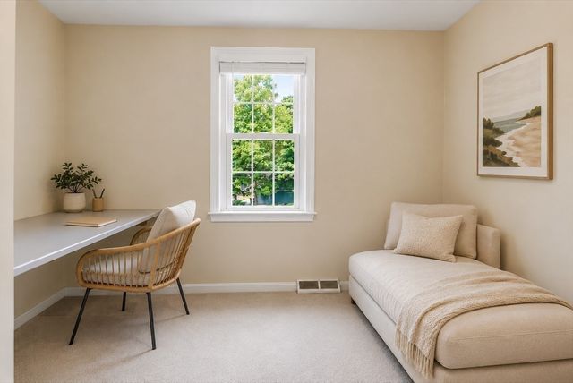 10 Strawstone Ln, Norton, MA 02766