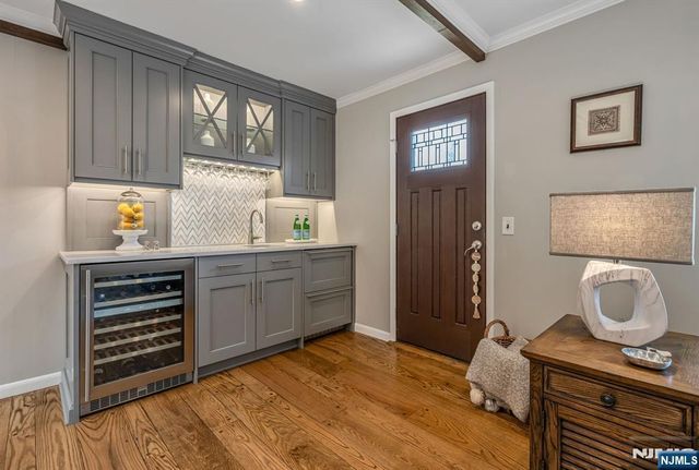 755 Neill Court, Oradell, NJ 07649