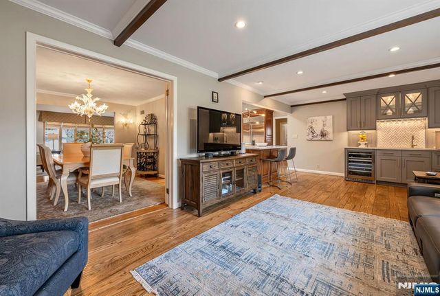 755 Neill Court, Oradell, NJ 07649