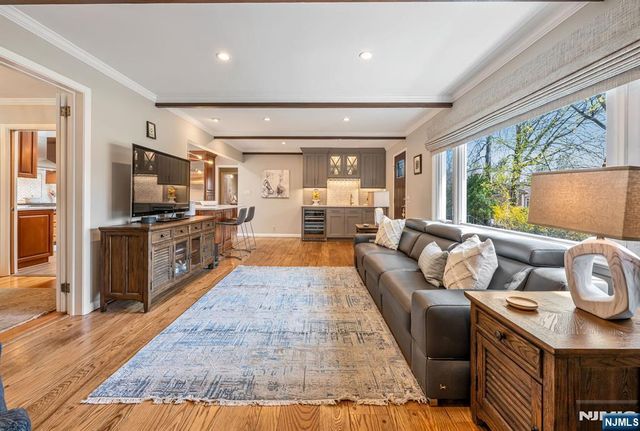 755 Neill Court, Oradell, NJ 07649