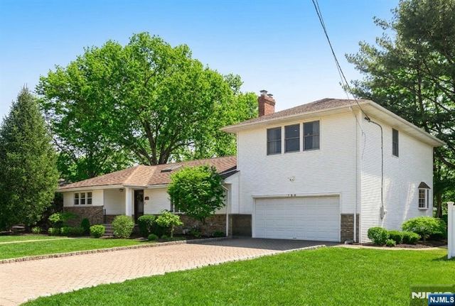 755 Neill Court, Oradell, NJ 07649