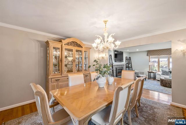 755 Neill Court, Oradell, NJ 07649