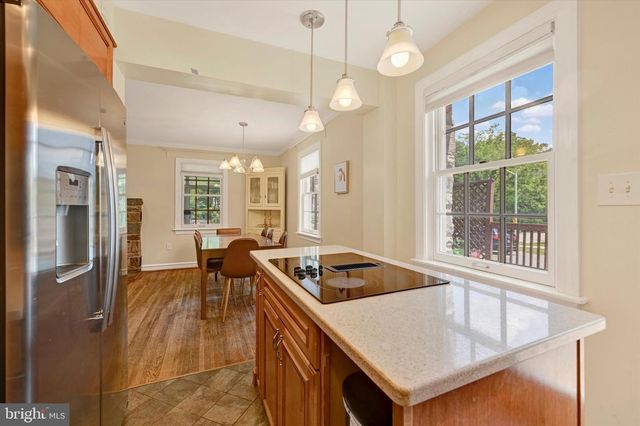 6214 CROSS COUNTRY BLVD, Baltimore, MD 21215