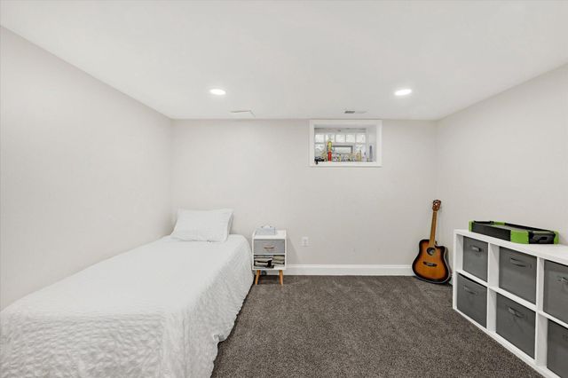 6214 CROSS COUNTRY BLVD, Baltimore, MD 21215