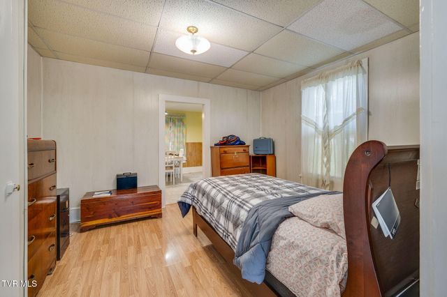 203 E Locust Street, Johnson City, TN 37601