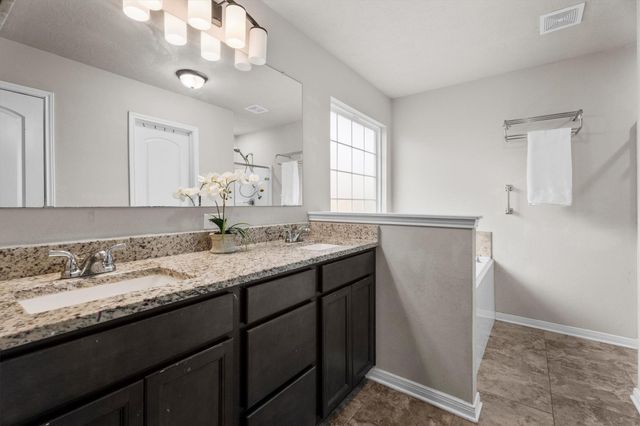 1015 Walnut Branch Lane, Tomball, TX 77375