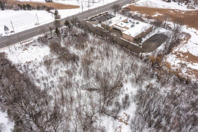 5176 Aptakisic Road, Long Grove, IL 60047