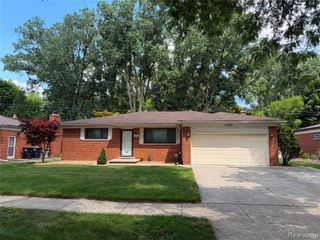 14682 Yale Street, Livonia, MI 48154