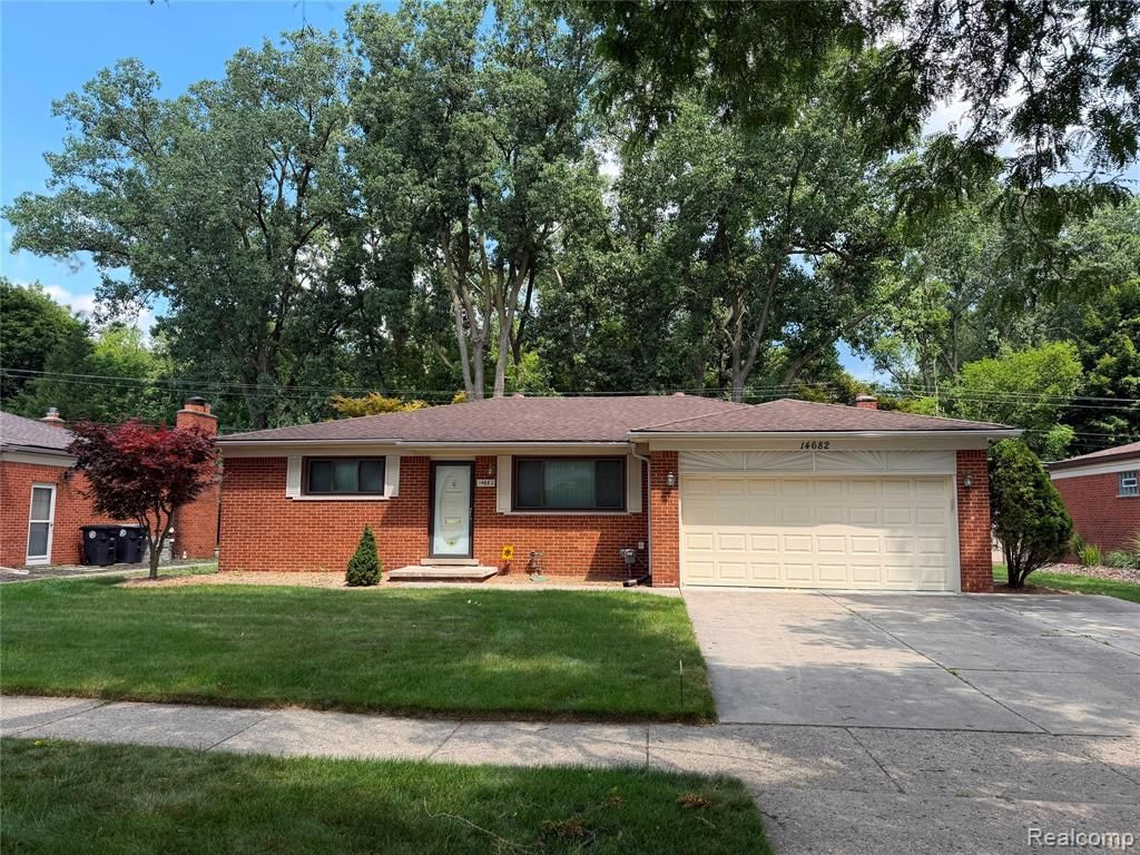 14682 Yale Street, Livonia, MI 48154