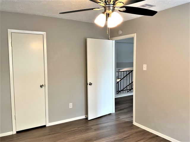 2326 Meade Court, League City, TX 77573