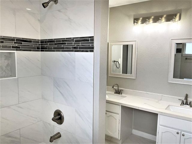 2326 Meade Court, League City, TX 77573