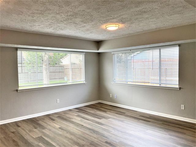 2326 Meade Court, League City, TX 77573