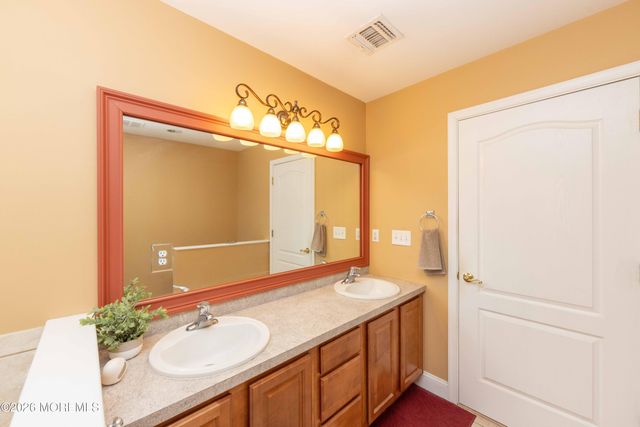 1525 Argonne Avenue, Forked River, NJ 08731