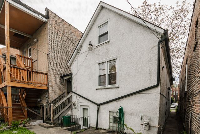 5326 W Van Buren Avenue, Chicago, IL 60644