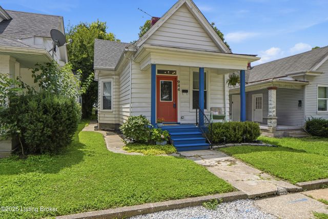 944 E Maple St, Jeffersonville, IN 47130