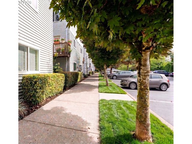 217 Ne 146TH Ave 29, Portland, OR 97230