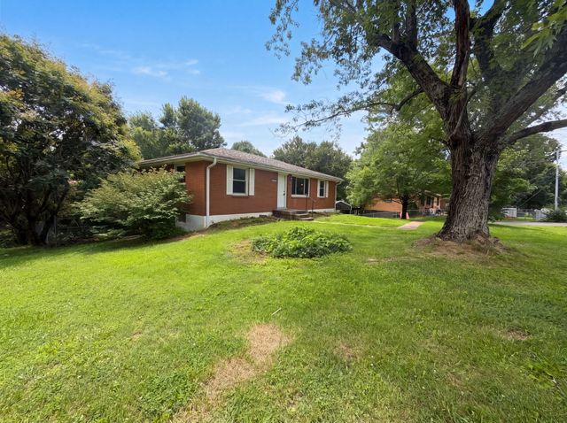 109 Krantz Ct, Ashland City, TN 37015