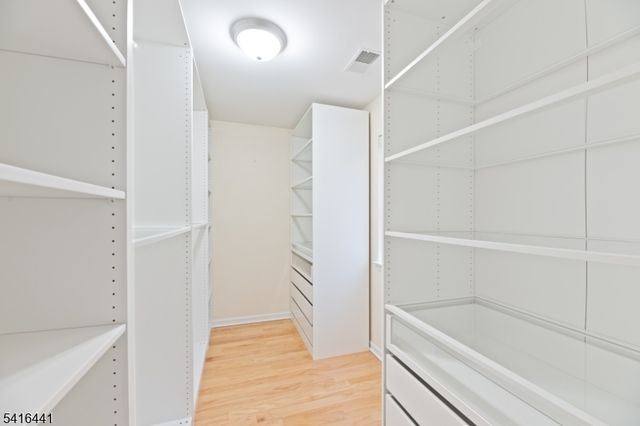 902 Spruce St, Roselle Boro, NJ 07203