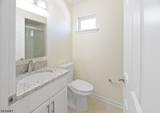 902 Spruce St, Roselle Boro, NJ 07203