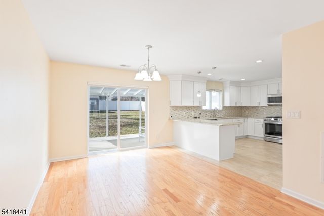 902 Spruce St, Roselle Boro, NJ 07203