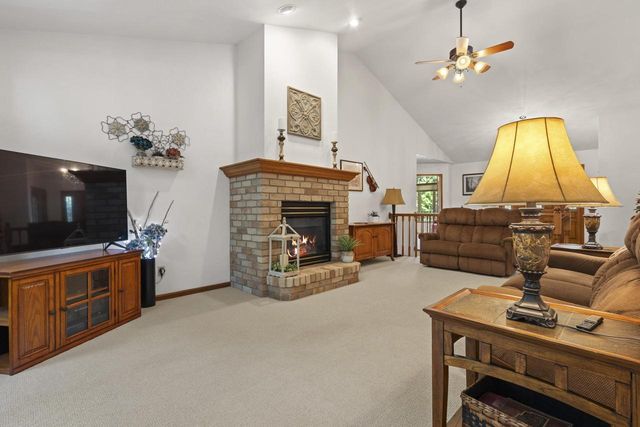 106 WULGAERT WAY, Combined Locks, WI 54113