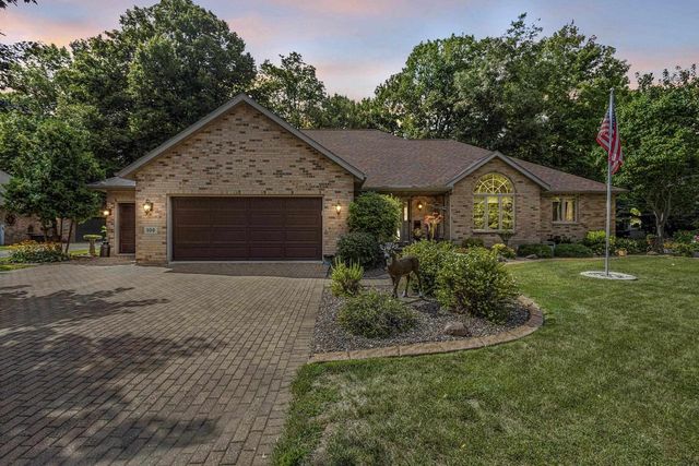 106 WULGAERT WAY, Combined Locks, WI 54113