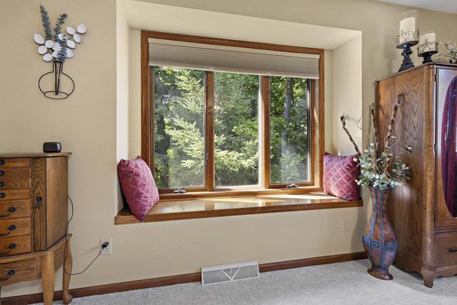 106 WULGAERT WAY, Combined Locks, WI 54113
