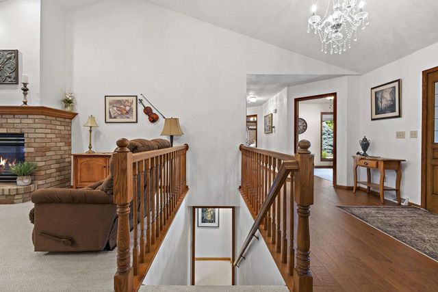 106 WULGAERT WAY, Combined Locks, WI 54113