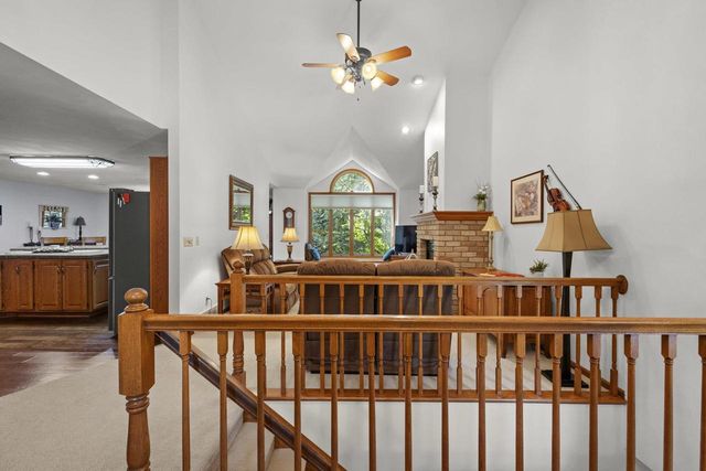 106 WULGAERT WAY, Combined Locks, WI 54113