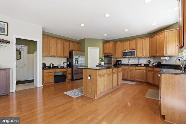 36 BISMARK DR, Stafford, VA 22554