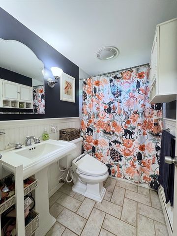 291 Chemung St, Stoughton, MA 02072
