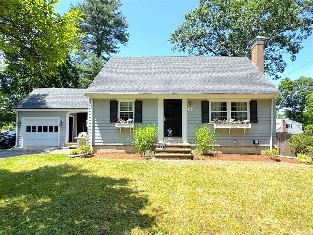 291 Chemung St, Stoughton, MA 02072
