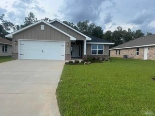 5327 Hidden Pines Cir, Milton, FL 32583