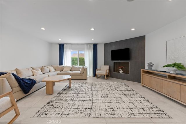 7844 Allott, Panorama City, CA 91402