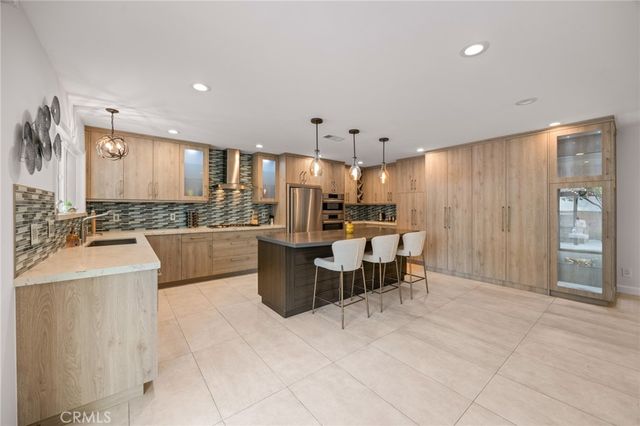 7844 Allott, Panorama City, CA 91402