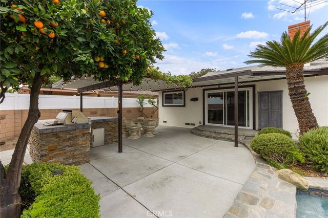 7844 Allott, Panorama City, CA 91402