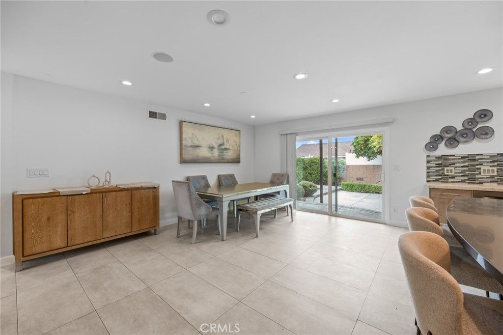Image 11 of property listing at 7844 Allott, Panorama City, CA 91402