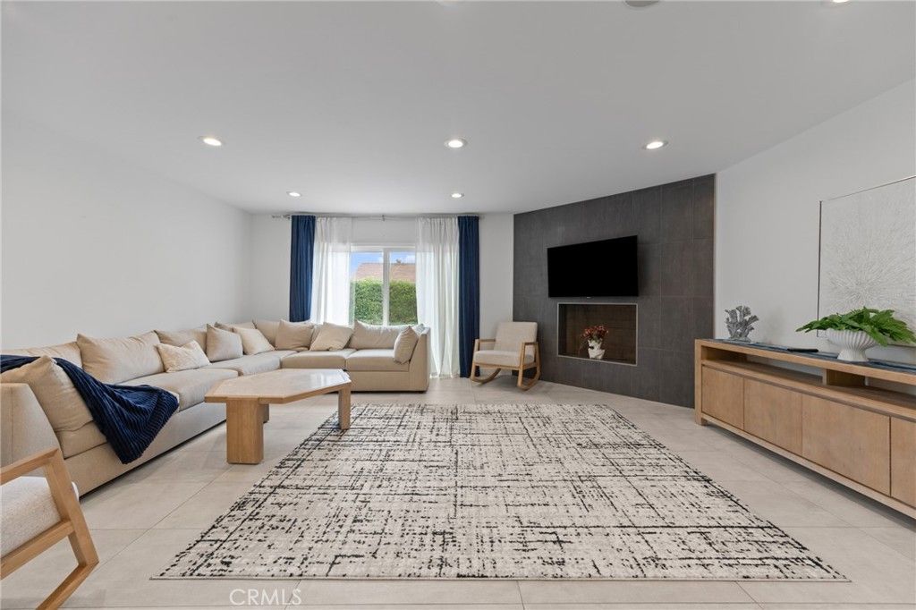 Image 14 of property listing at 7844 Allott, Panorama City, CA 91402