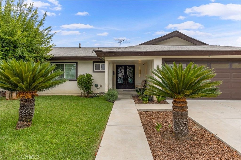 Image 3 of property listing at 7844 Allott, Panorama City, CA 91402