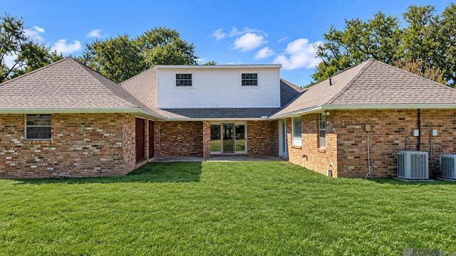 10443 E Grandeur Dr, Baton Rouge, LA 70815
