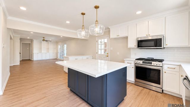 10443 E Grandeur Dr, Baton Rouge, LA 70815