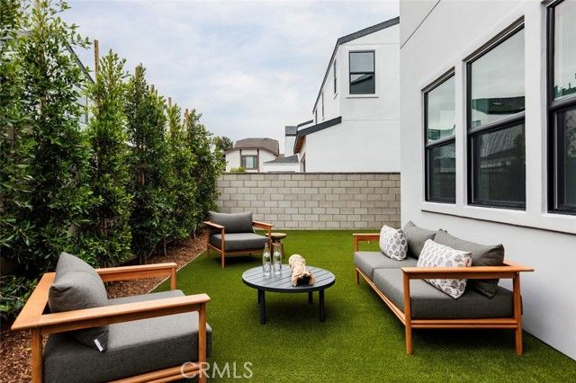 18012 Hazel Court, Fountain Valley, CA 92708