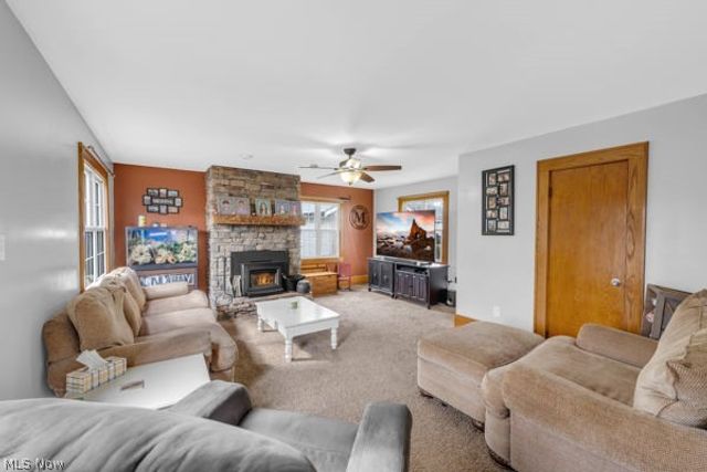 624 E Ford Avenue, Barberton, OH 44203